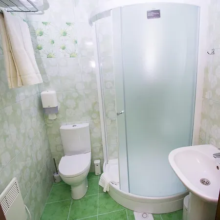12 Months Mini Hotel 3*