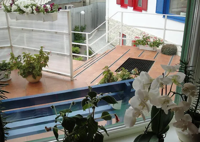 Hotel 12 Months Mini 3*