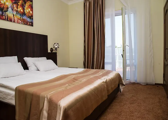 12 Months Mini Odesa