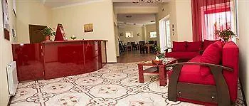 Hotel 12 Months Mini