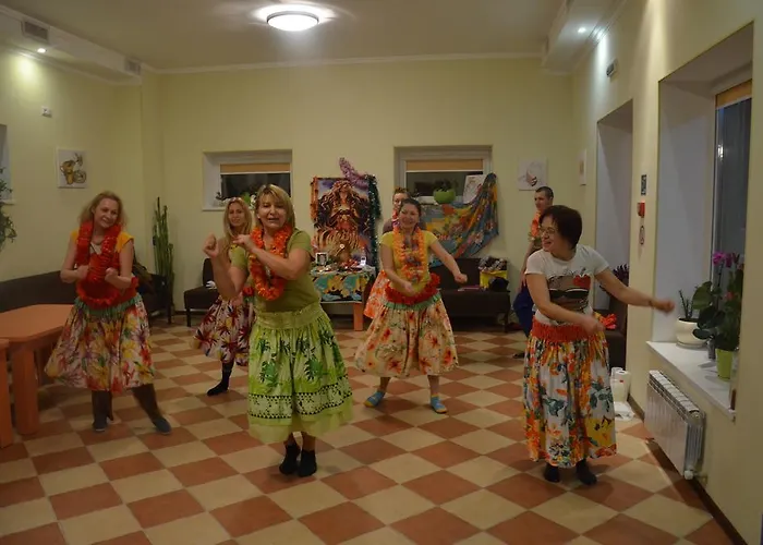 Szálloda 12 Months Mini