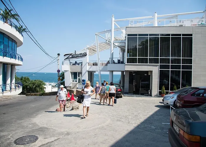 12 Months Mini Szálloda Odessza