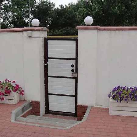 12 Months Mini Hotel 3*