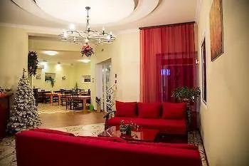 12 Months Mini Hotel